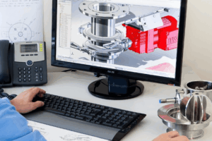Visualizzazione digitale della valvola Sterivalve su un monitor di computer per l'analisi della progettazione farmaceutica.